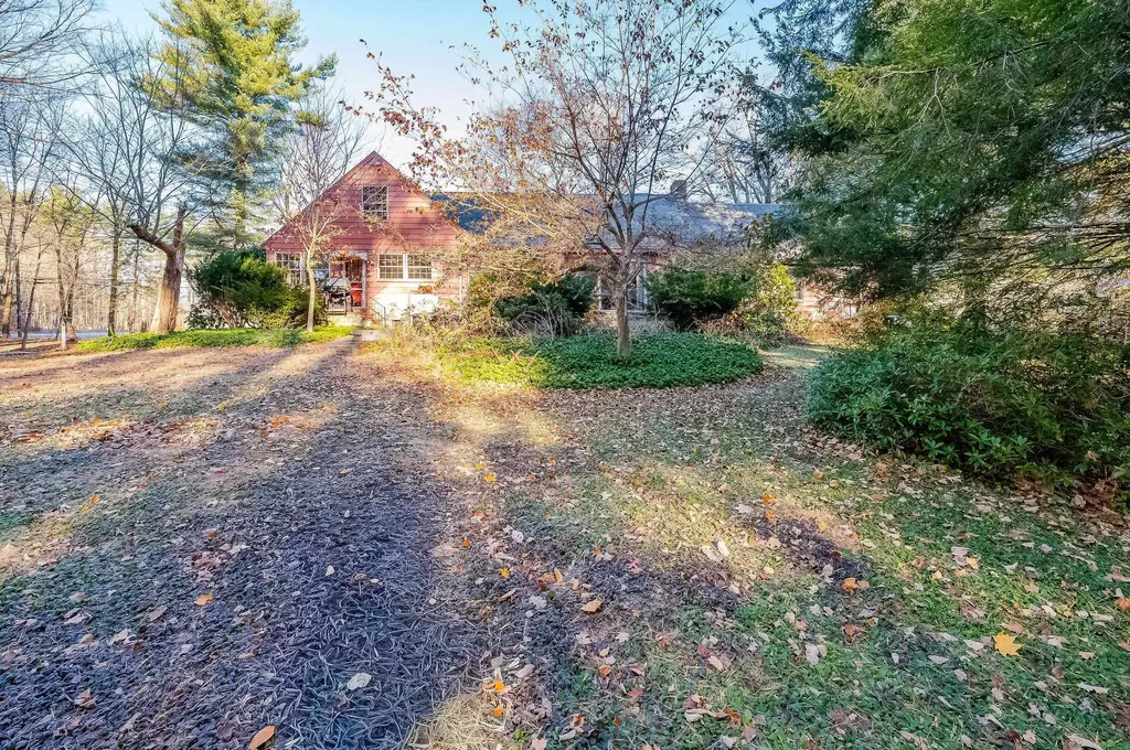 1 Exeter Road Kingston NH 03848