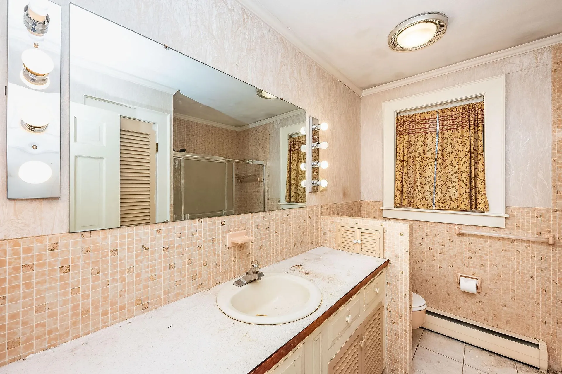 1 Exeter Road Kingston NH 03848