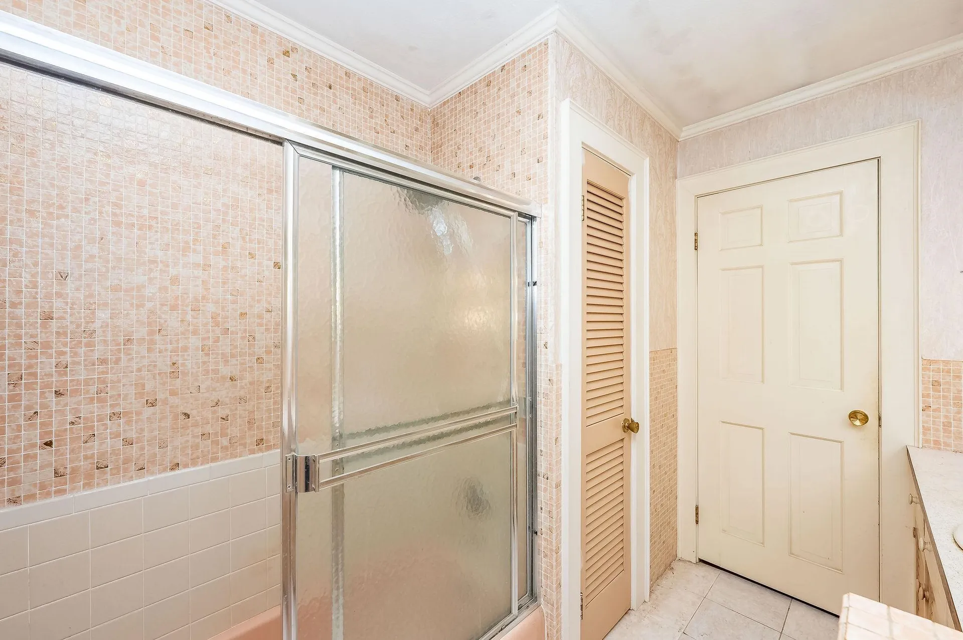 1 Exeter Road Kingston NH 03848