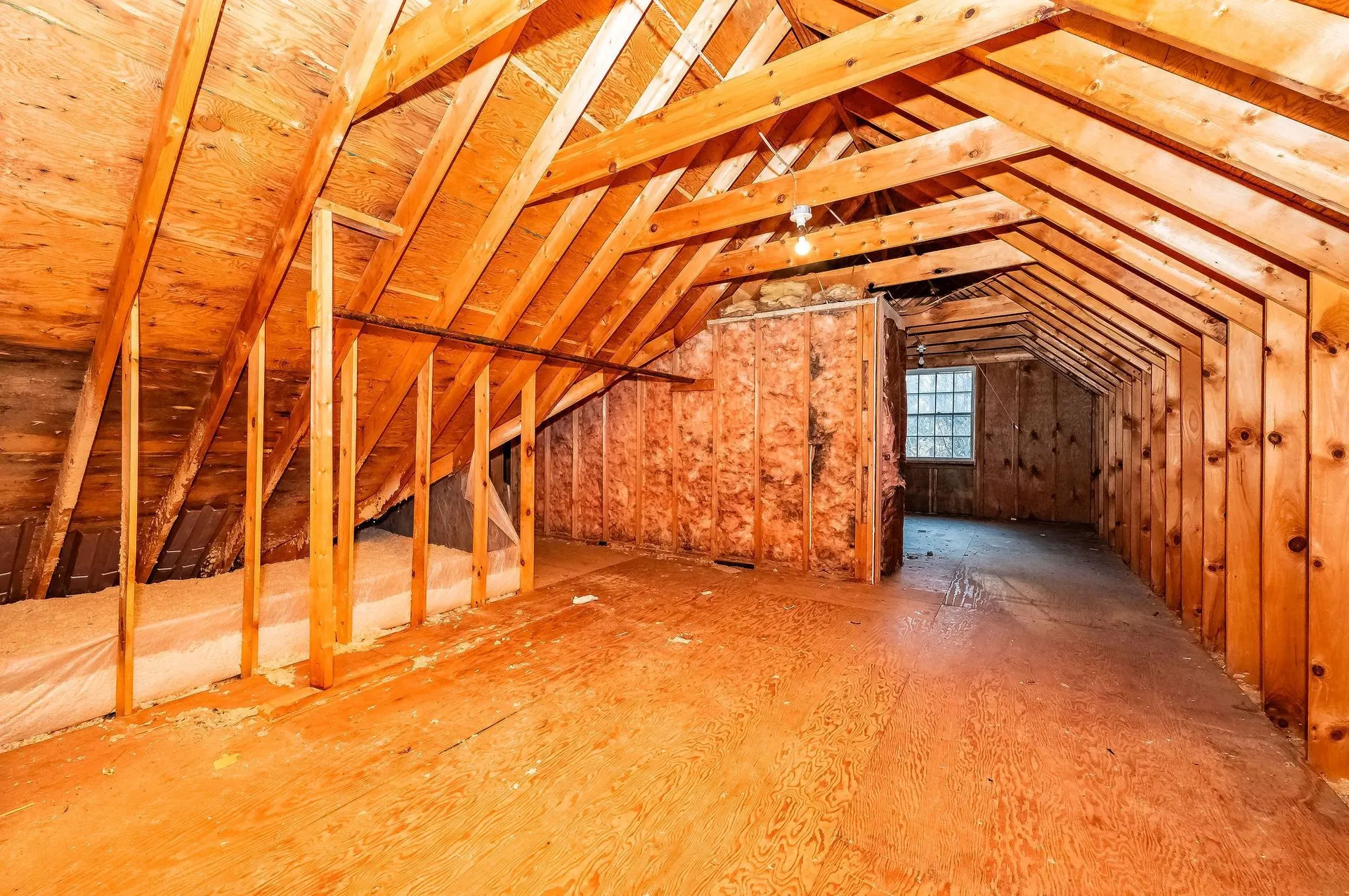 1 Exeter Road Kingston NH 03848