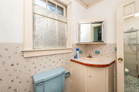 1 Exeter Road Kingston NH 03848