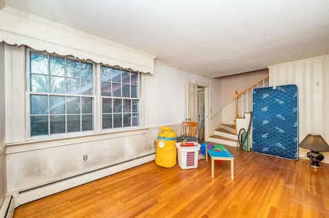 1 Exeter Road Kingston NH 03848