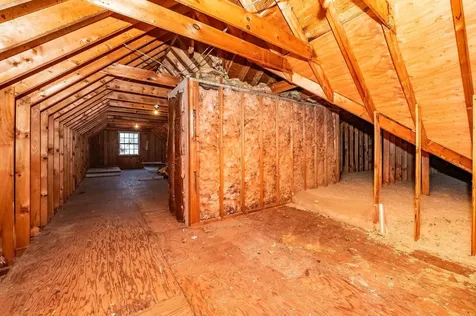 1 Exeter Road Kingston NH 03848