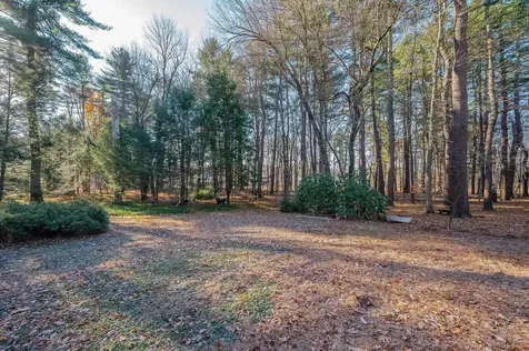 1 Exeter Road Kingston NH 03848