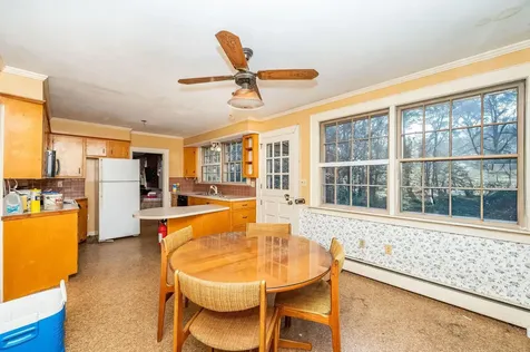 1 Exeter Road Kingston NH 03848