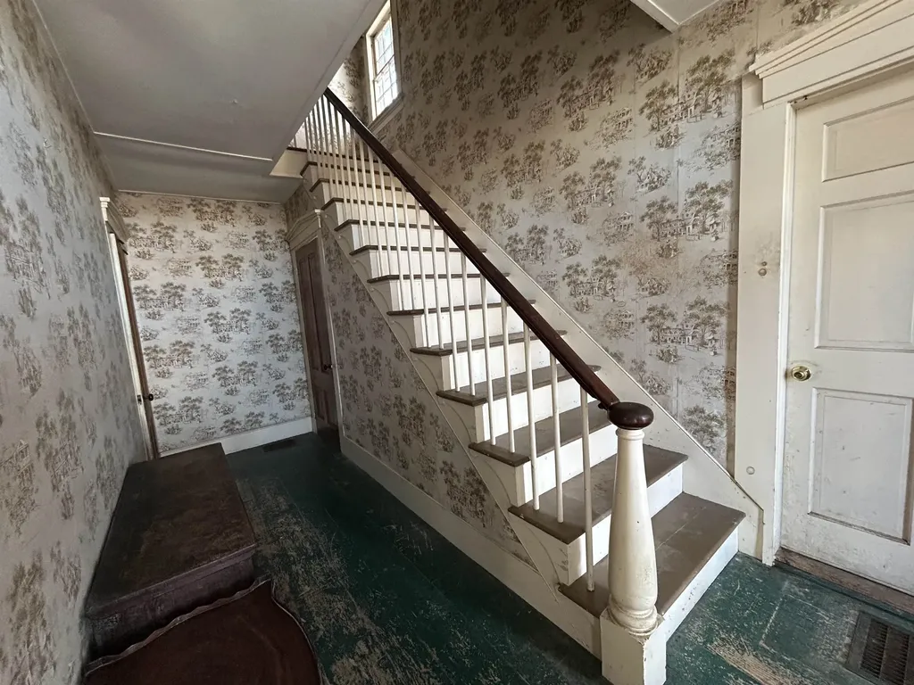 71 Old Pumpkin Hill Road Warner NH 03278