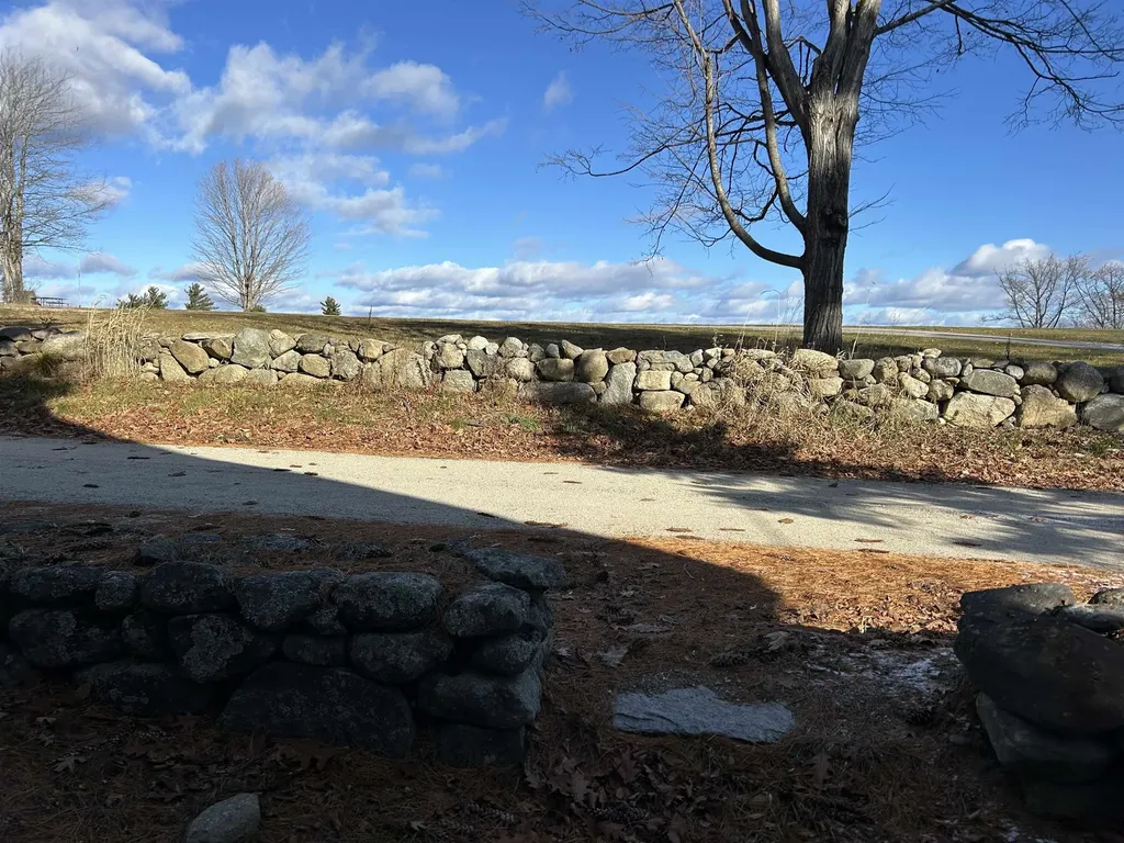 71 Old Pumpkin Hill Road Warner NH 03278