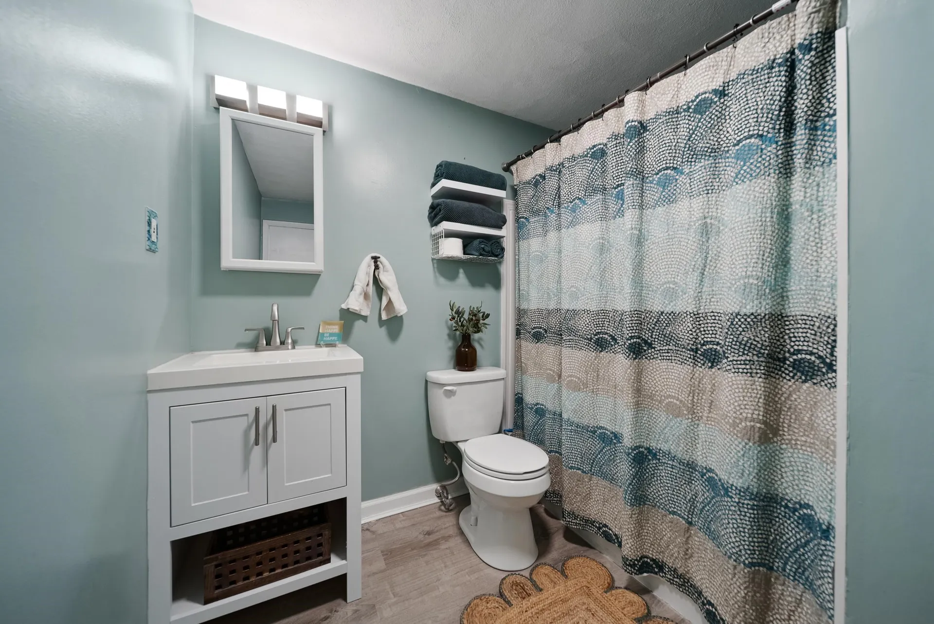 33 Andrew Street Manchester NH 03104