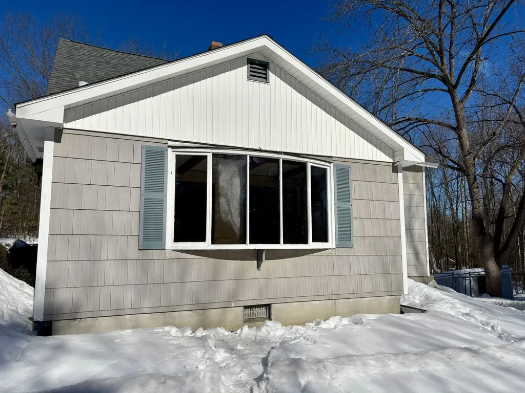 500 E Dunbarton Road Goffstown NH 03045