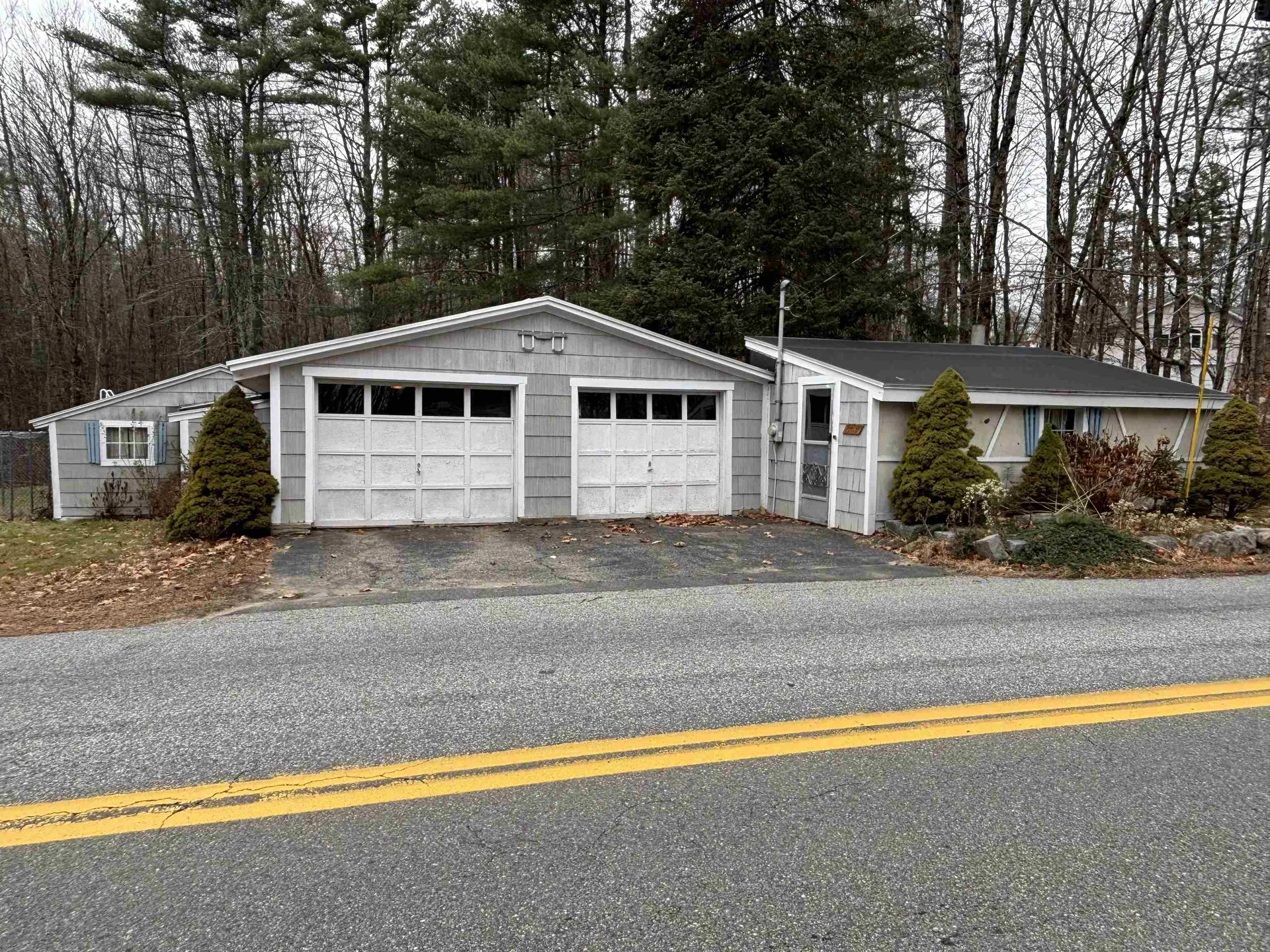 501 E Dunbarton Road Goffstown NH 03045