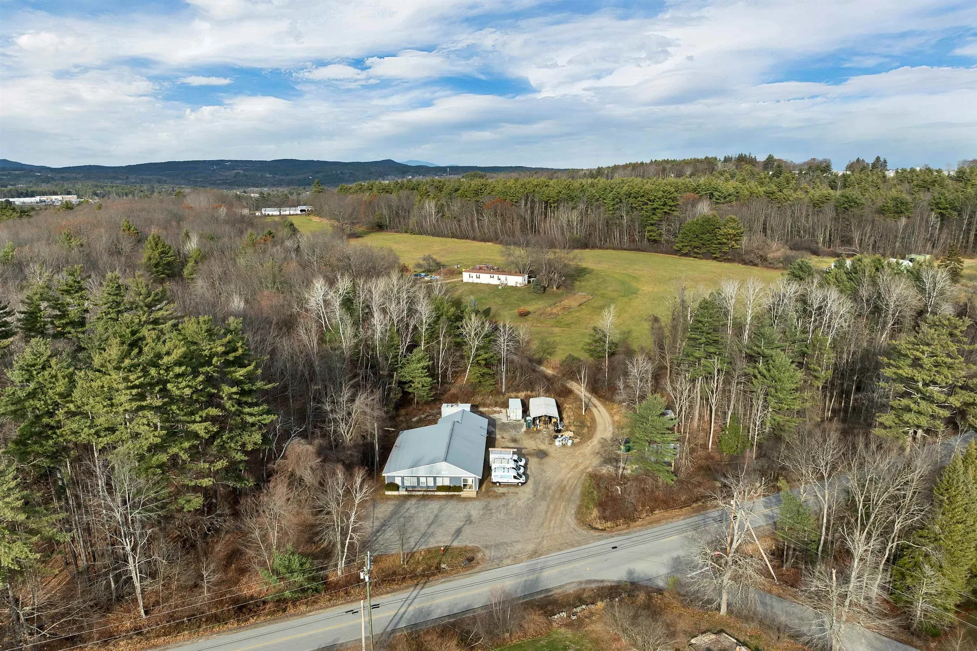 86 Bay Hill Road Northfield NH 03276
