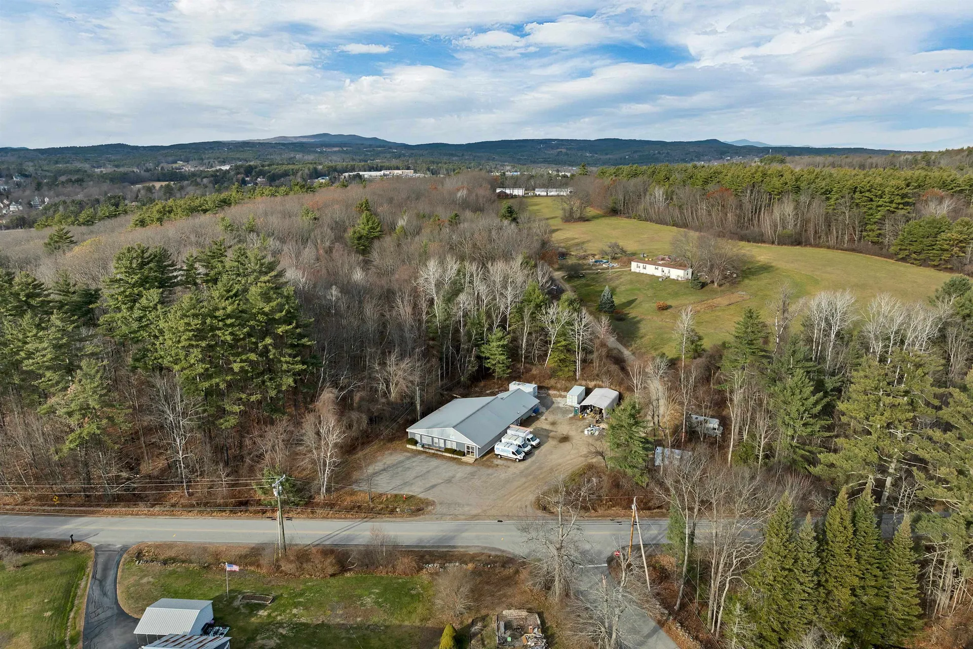 86 Bay Hill Road Northfield NH 03276