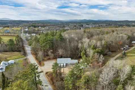 86 Bay Hill Road Northfield NH 03276