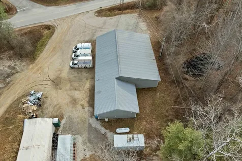 86 Bay Hill Road Northfield NH 03276