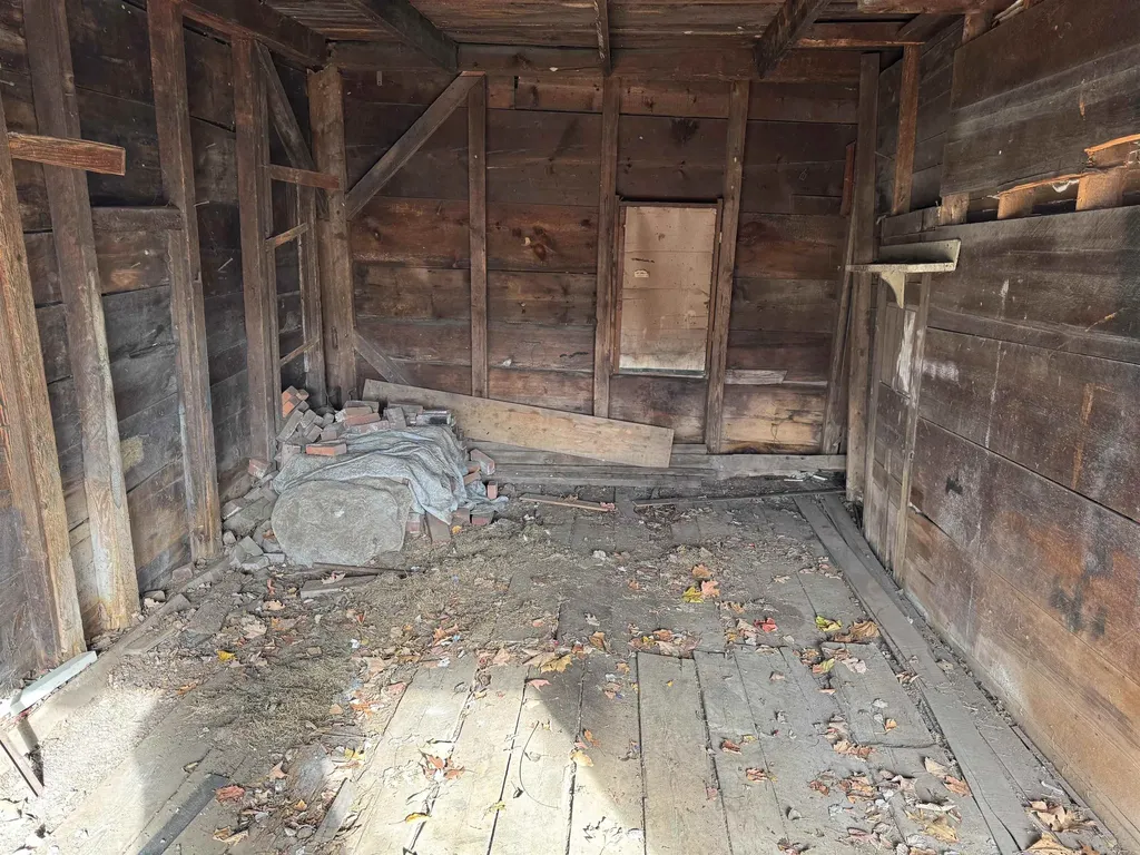 33 Pleasant Street Littleton NH 03561