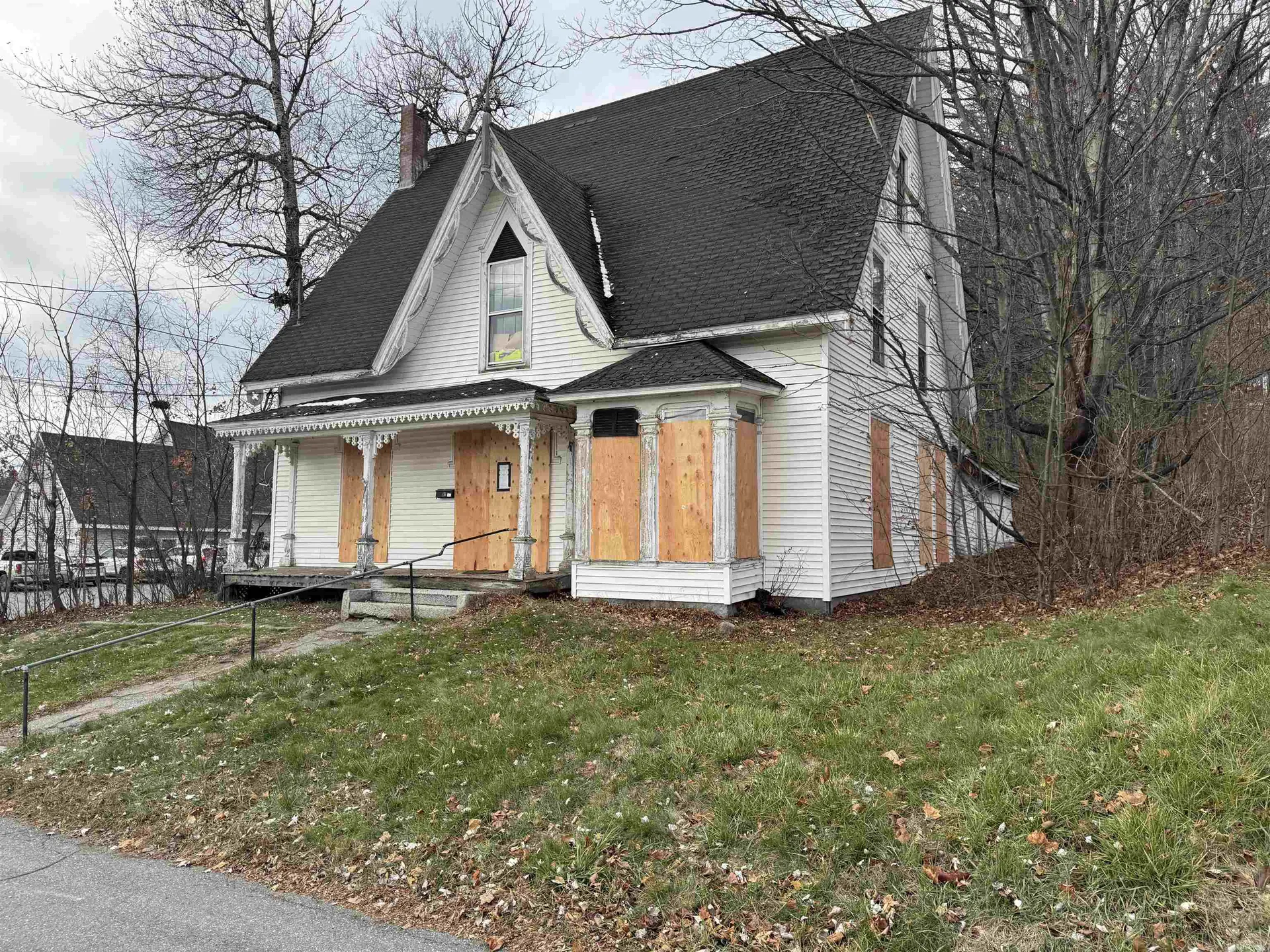 33 Pleasant Street Littleton NH 03561