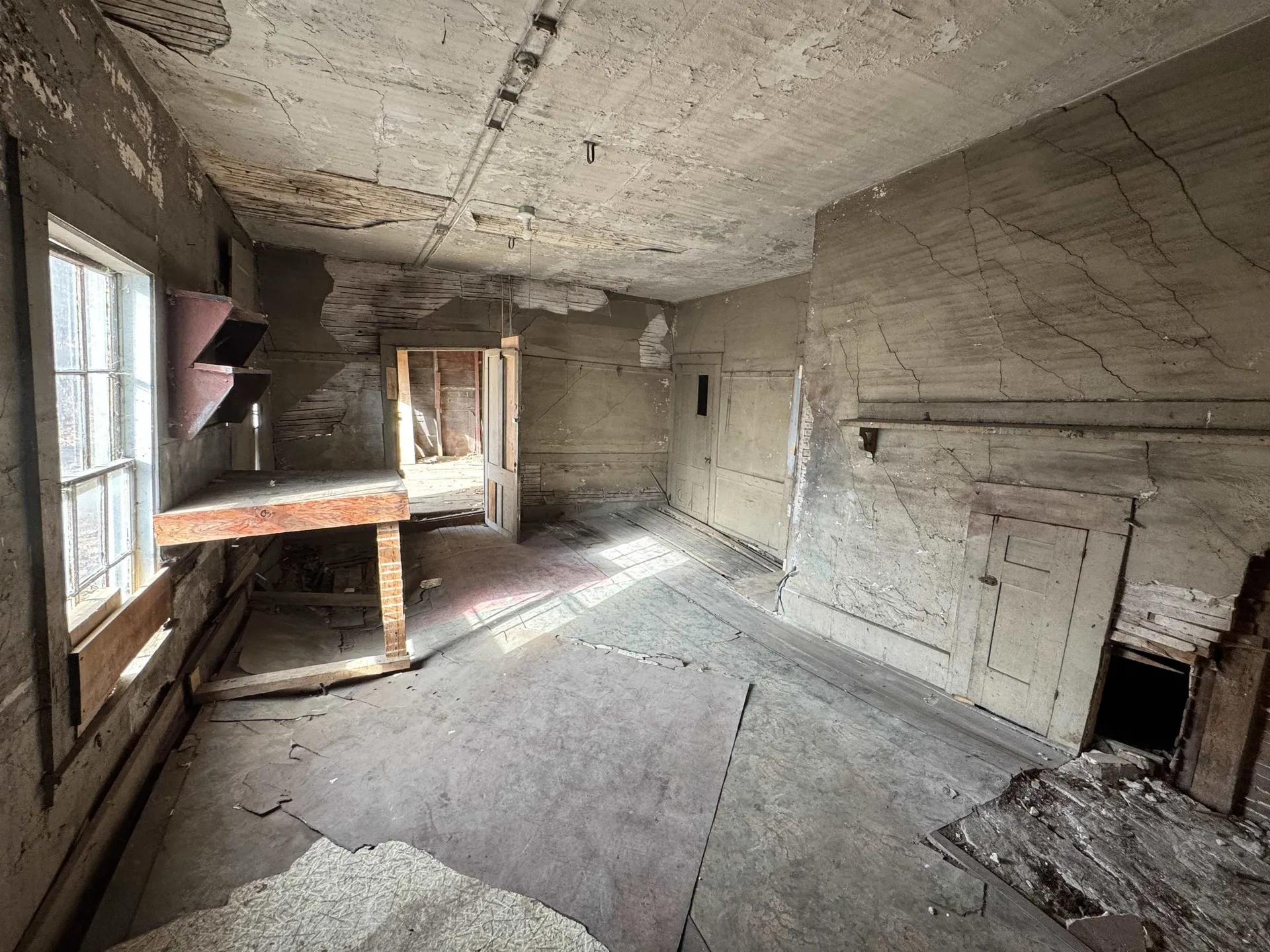 33 Pleasant Street Littleton NH 03561