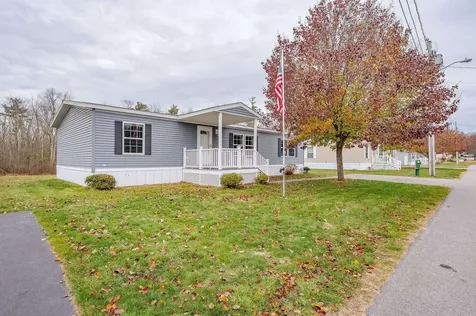 16 Edmund Meadow Lane Hampstead NH 03841