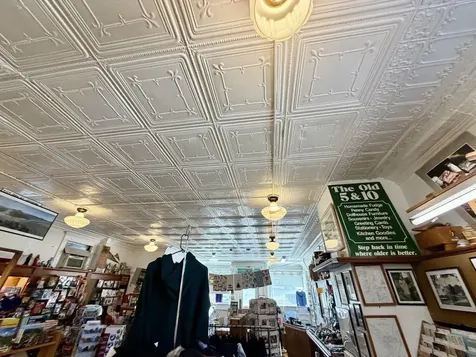 2683 White Mountain Highway Conway NH 03860-0249