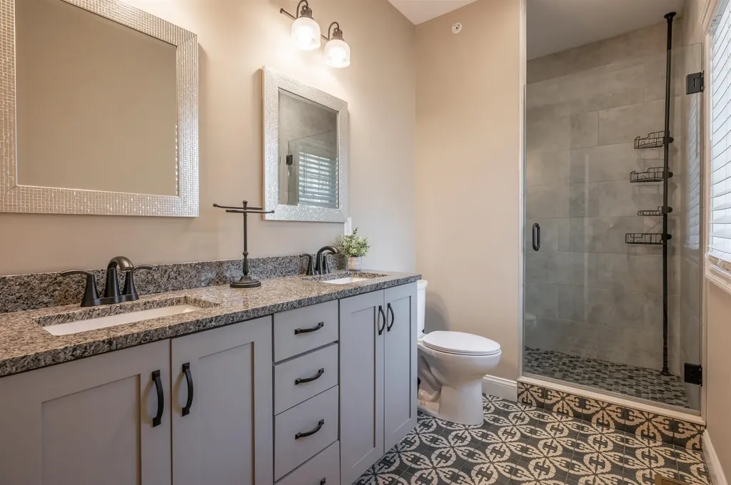 16 Currier Lane Fremont NH 03044