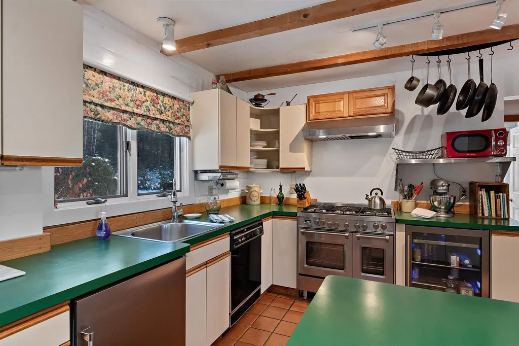 1227 Roxbury Mountain Road Warren VT 05674