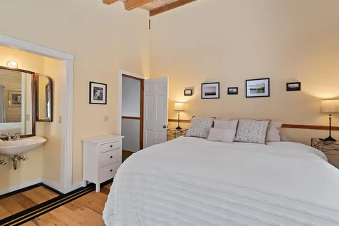 1227 Roxbury Mountain Road Warren VT 05674