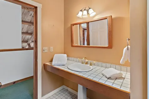 1227 Roxbury Mountain Road Warren VT 05674