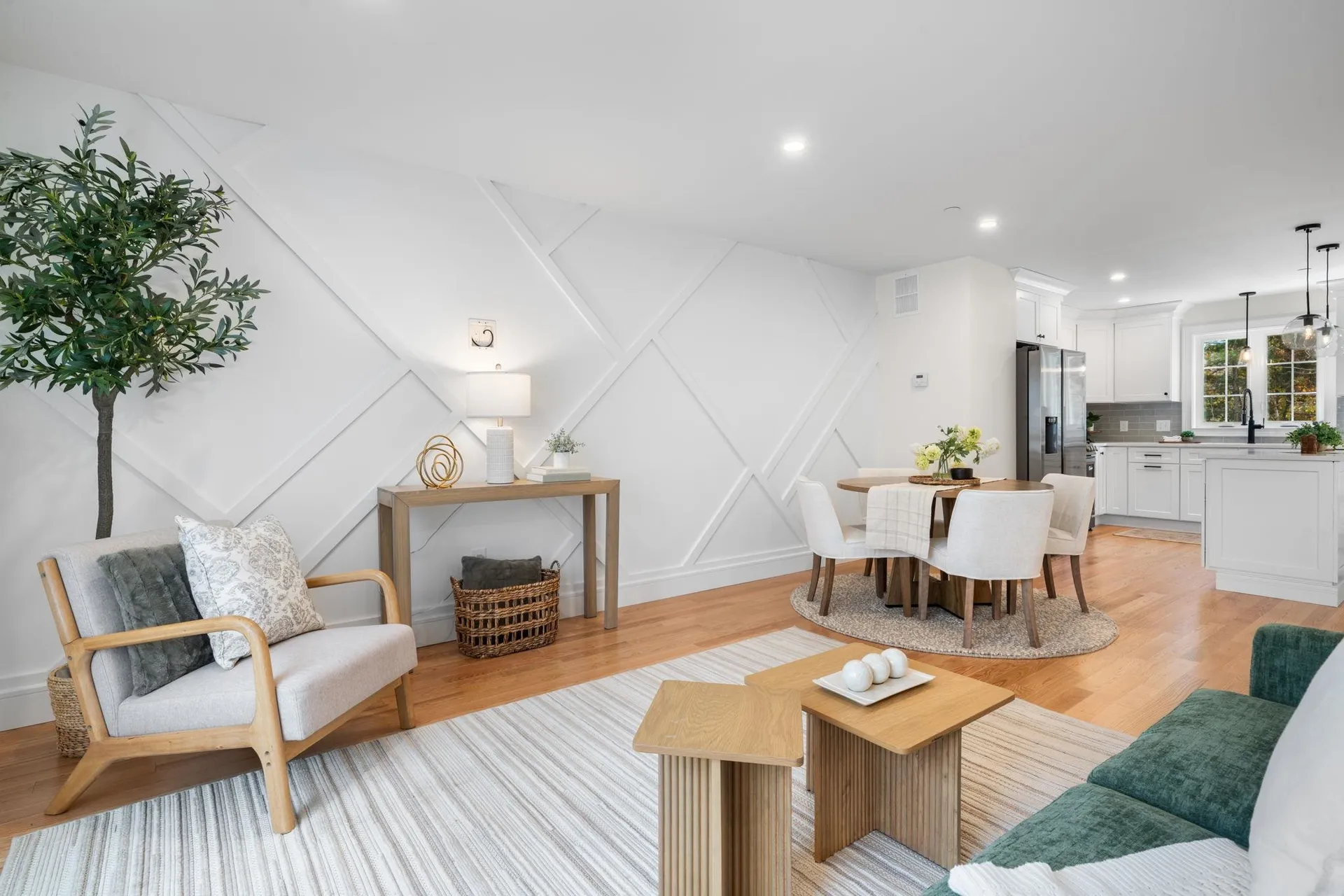 14 B Mohawk Drive Londonderry NH 03053