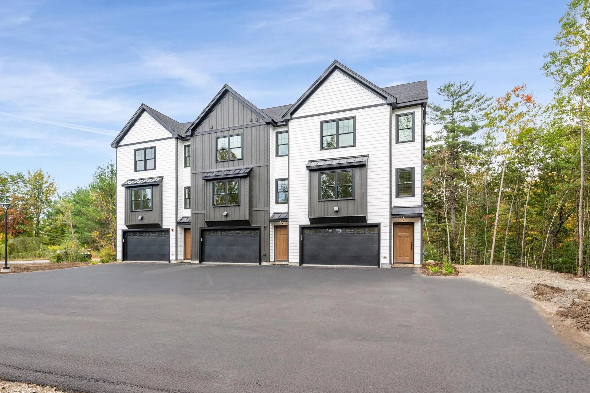 14 B Mohawk Drive Londonderry NH 03053