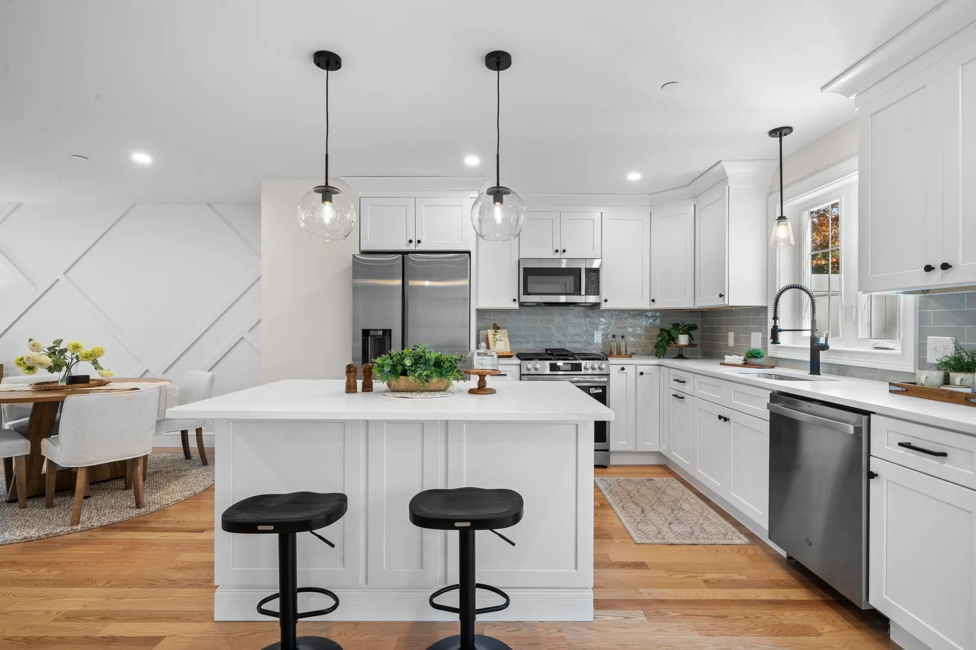 14 B Mohawk Drive Londonderry NH 03053