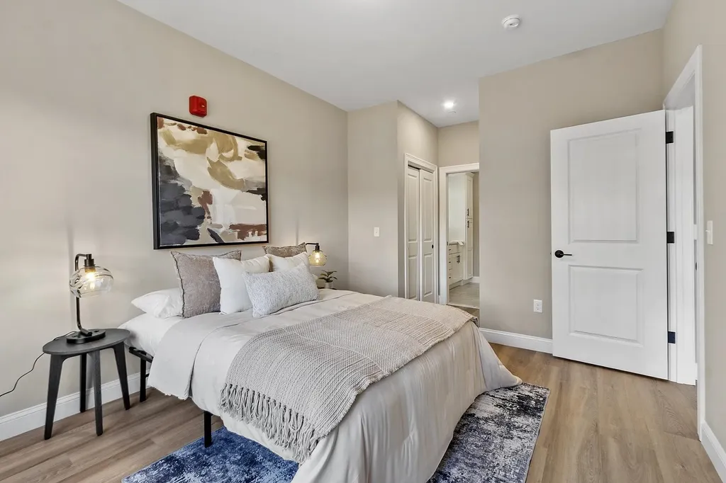 10100 S Willow Street Manchester NH 03103