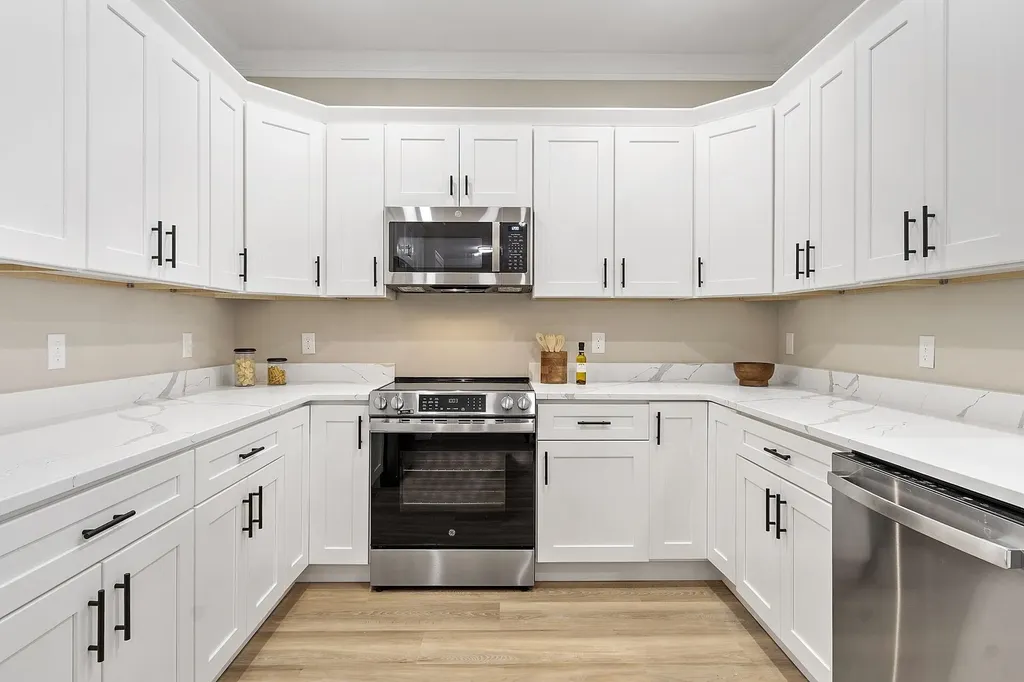 10100 S Willow Street Manchester NH 03103