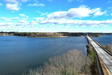 41 Clearwater Drive Dover NH 03820