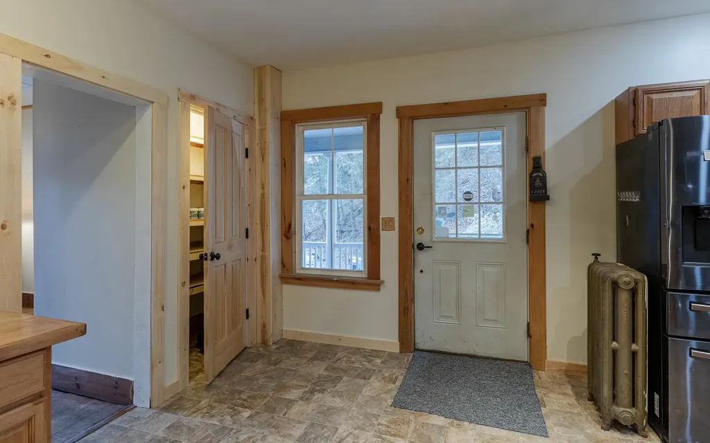 10 King Street Rockingham VT 05101