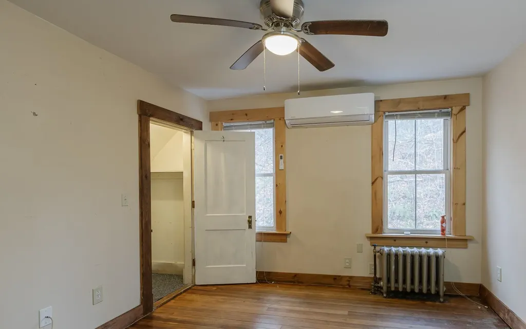 10 King Street Rockingham VT 05101