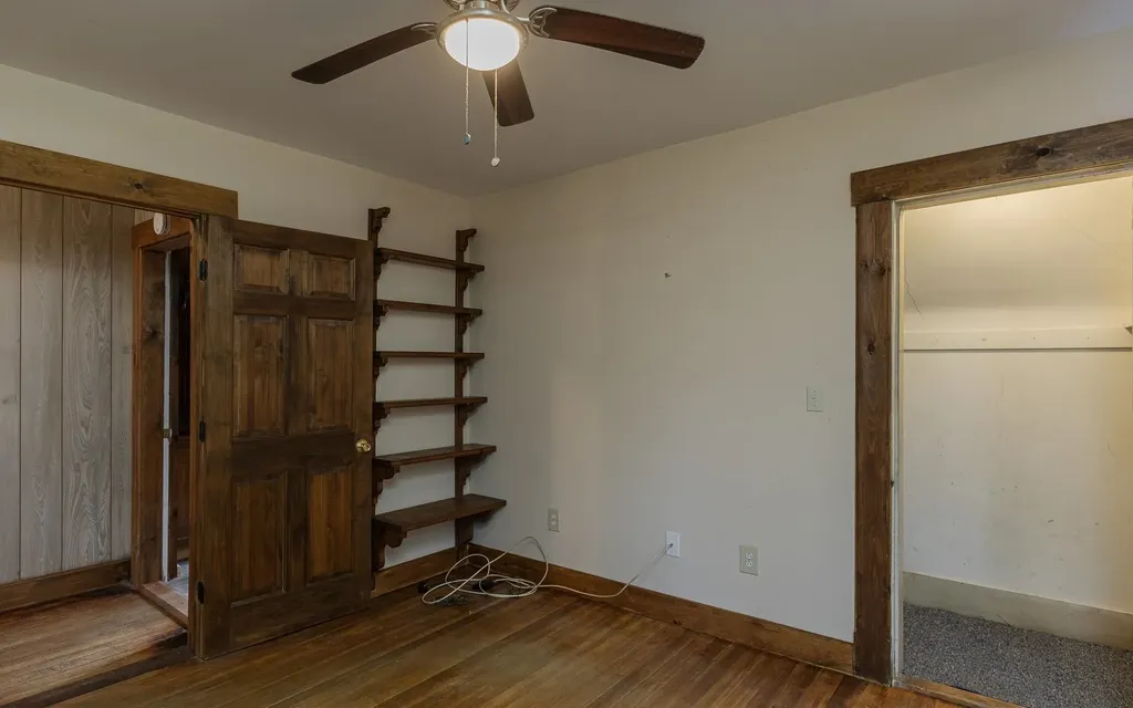 10 King Street Rockingham VT 05101