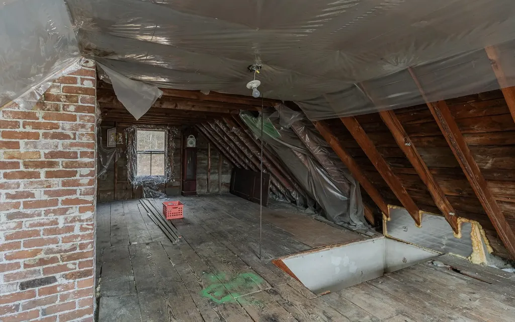 10 King Street Rockingham VT 05101