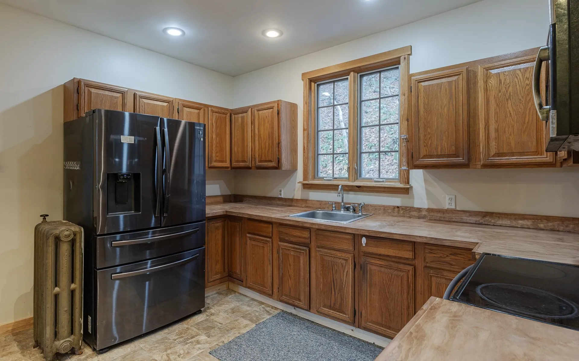 10 King Street Rockingham VT 05101