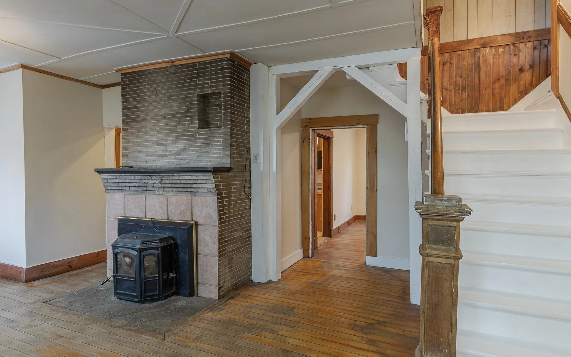 10 King Street Rockingham VT 05101