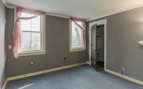 10 King Street Rockingham VT 05101