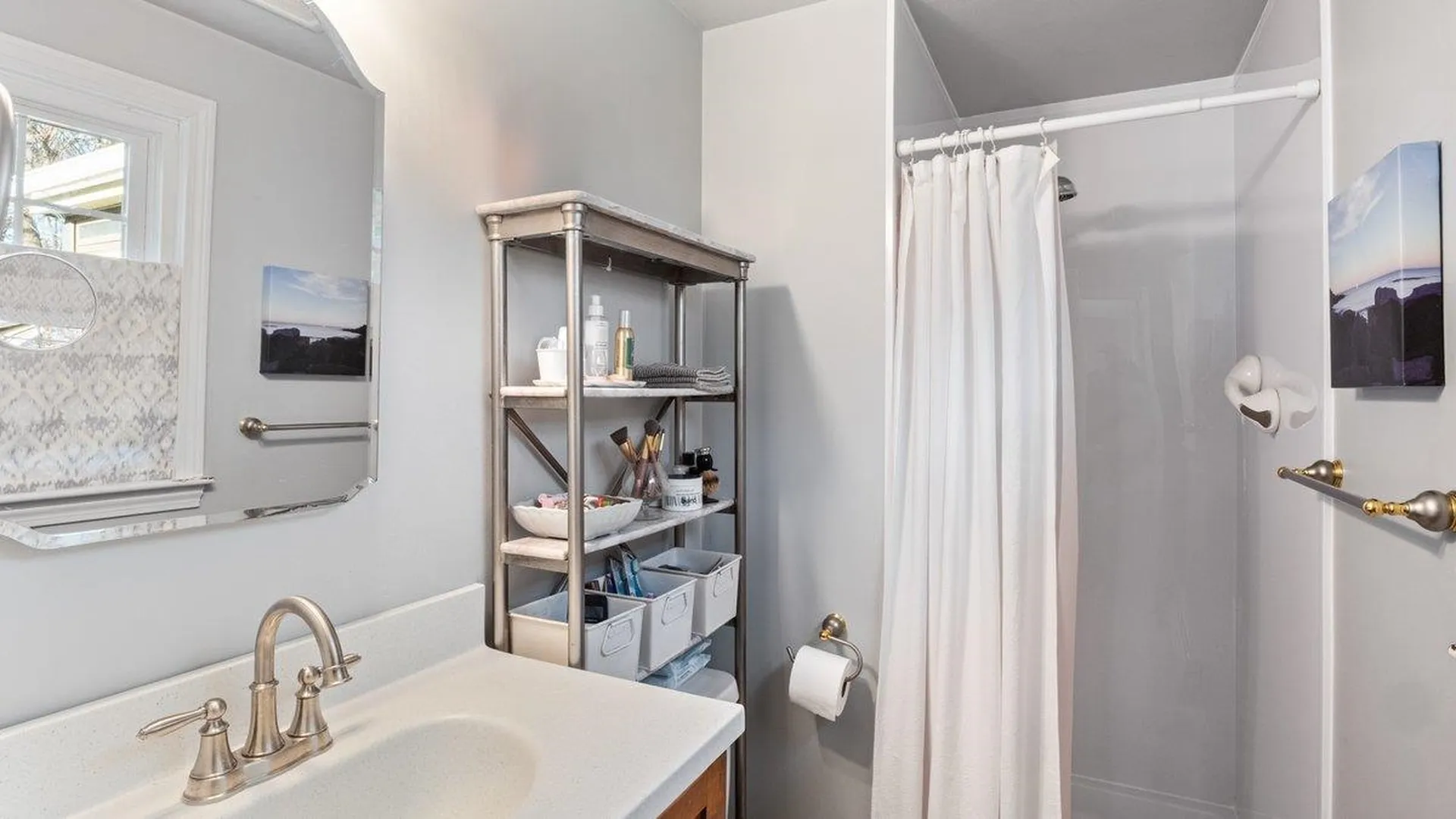 10 Judy Drive Londonderry NH 03053