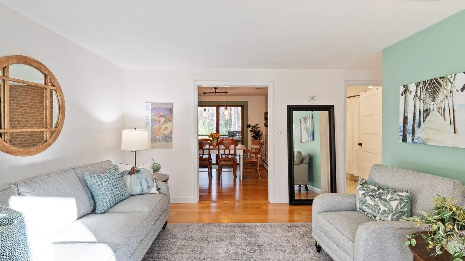 10 Judy Drive Londonderry NH 03053