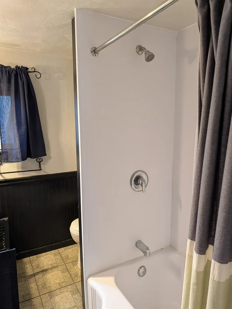 30 Pleasant Street Plymouth NH 03264