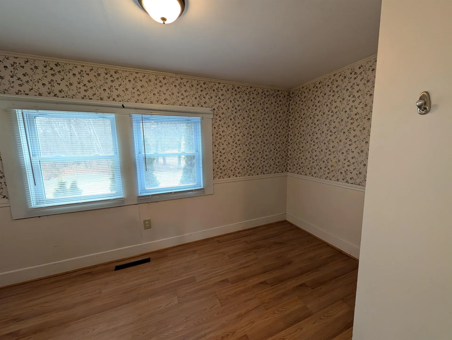 30 Pleasant Street Plymouth NH 03264