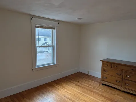 30 Pleasant Street Plymouth NH 03264