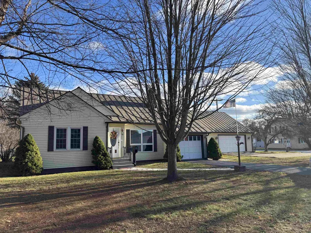 13 Laroe Street Swanton VT 05488