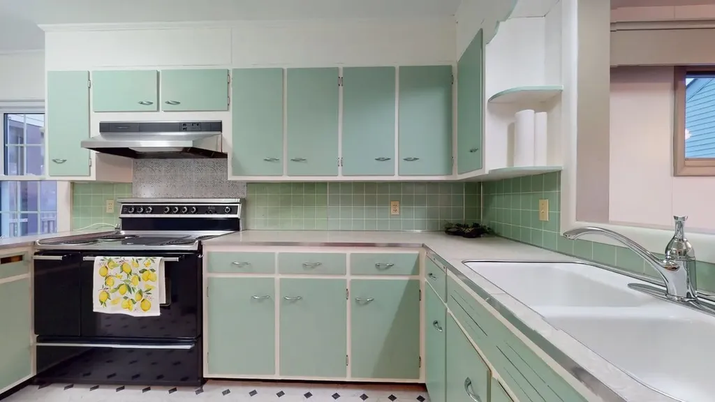 13 Laroe Street Swanton VT 05488