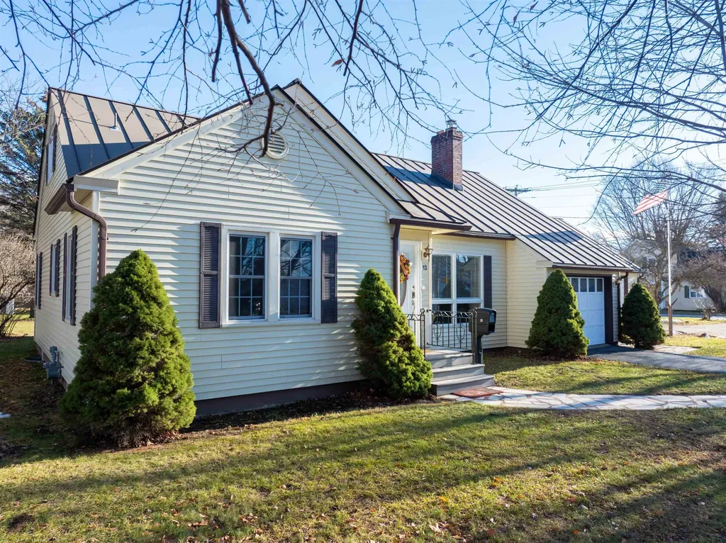 13 Laroe Street Swanton VT 05488