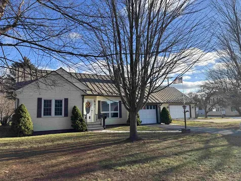 13 Laroe Street Swanton VT 05488