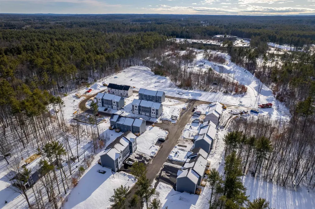 8A The Crossings At Village Center Drive Barrington NH 03825